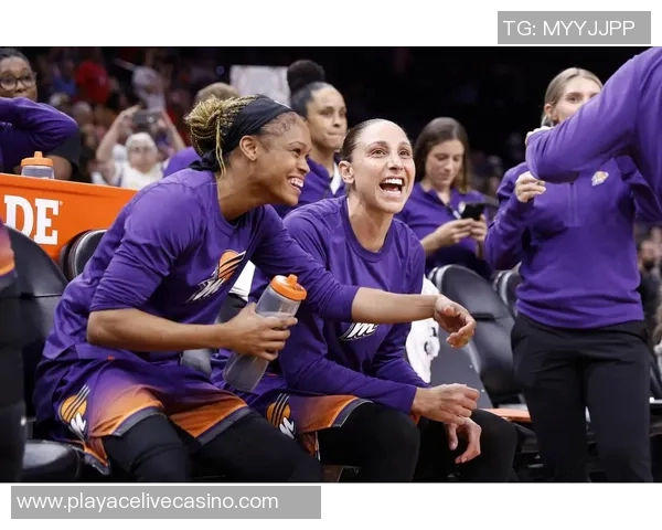 WNBA火花与水星的激烈对决展现女篮魅力与实力的巅峰对抗